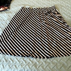 Lane Bryant black and white striped skirt